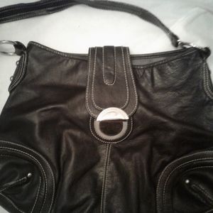 Franco Sarto Women leather bag, Black.